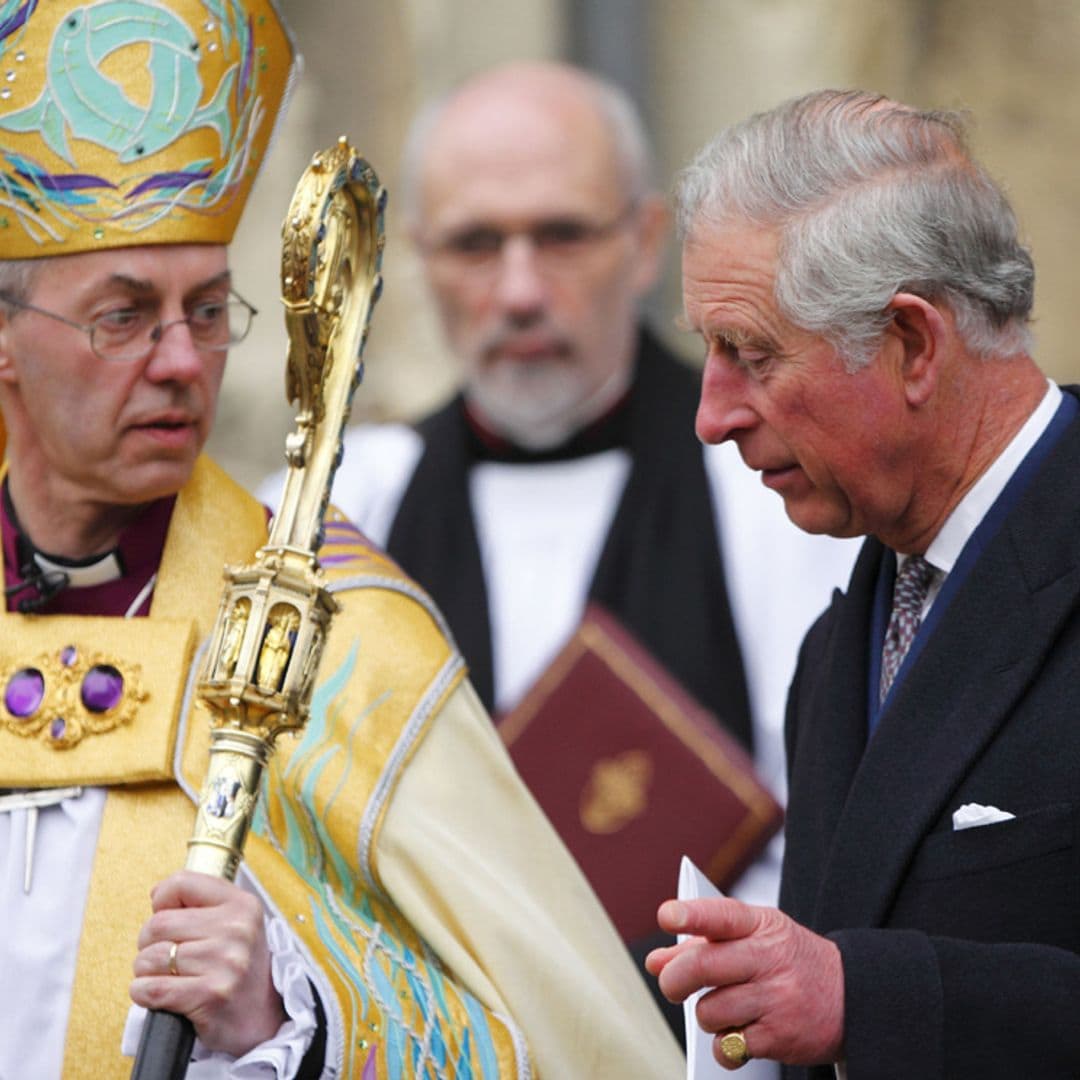 El arzobispo de Canterbury: oficiante de la coronación, mediador con Harry y con un vida peculiar