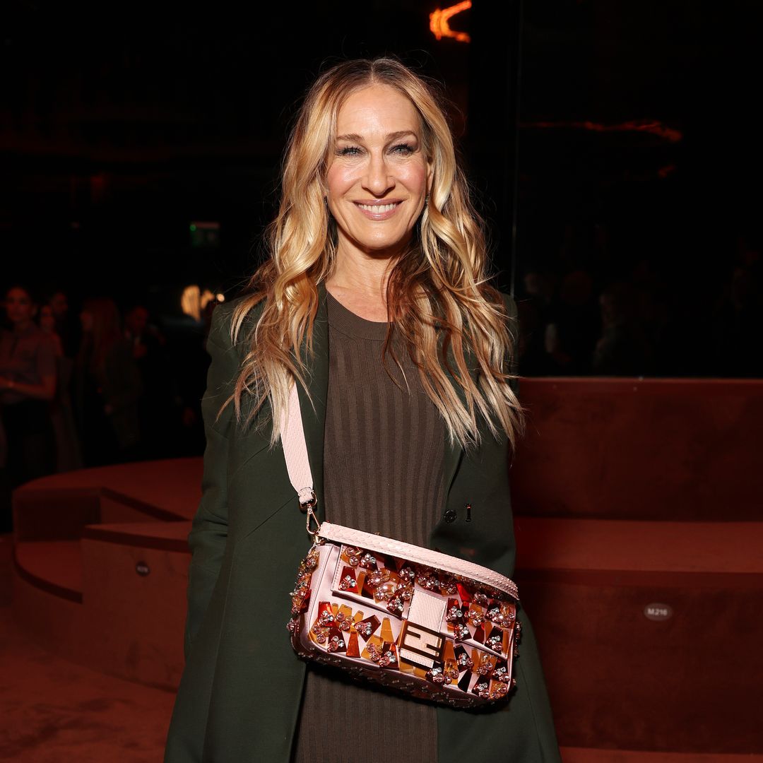 Sarah Jessica Parker reutiliza el icónico bolso de 'Sexo en Nueva York' que lleva usando 25 años