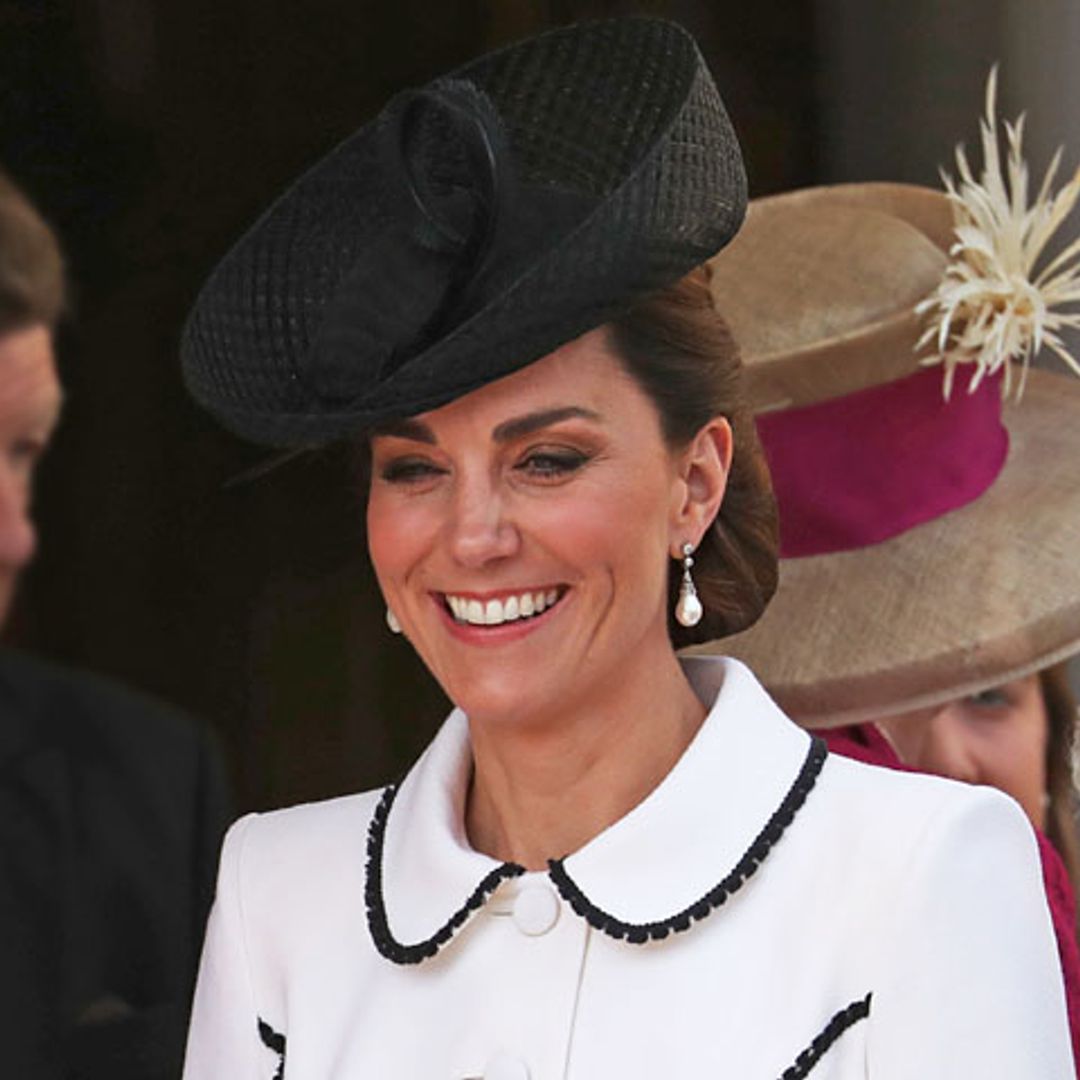 Kate Middleton estrena un abrigo de efecto óptico para su 'duelo' con las reinas europeas