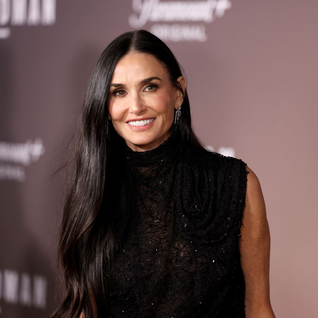 La melena fantástica de Demi Moore en Los Ángeles: claves para mantenerla brillante y sana a cualquier edad