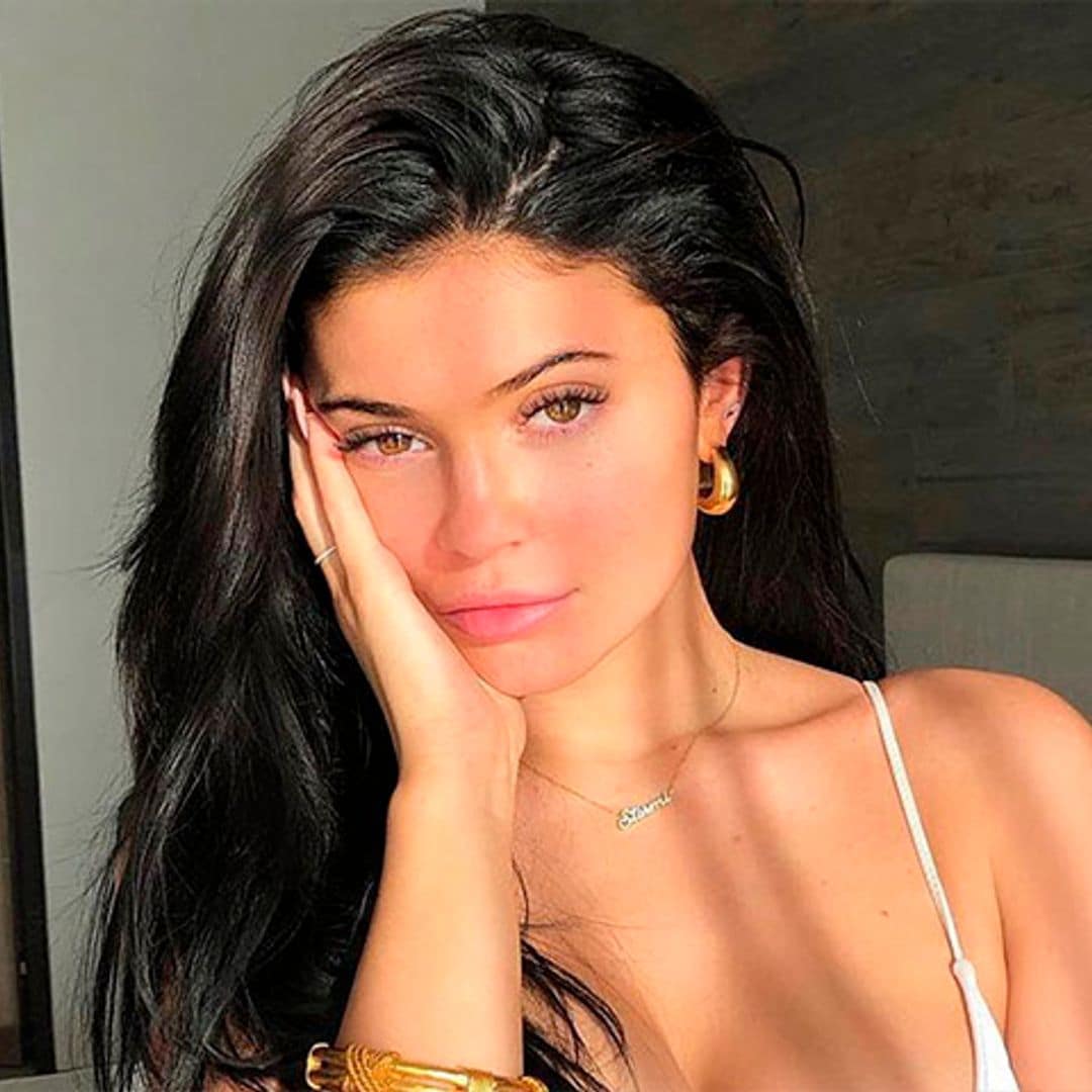 ¿A qué hora se despierta Kylie Jenner para maquillarse cada mañana?