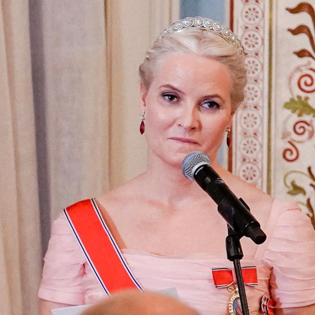 Mette-Marit, entre lágrimas al hablar de su hija: 'No podría estar más orgullosa'