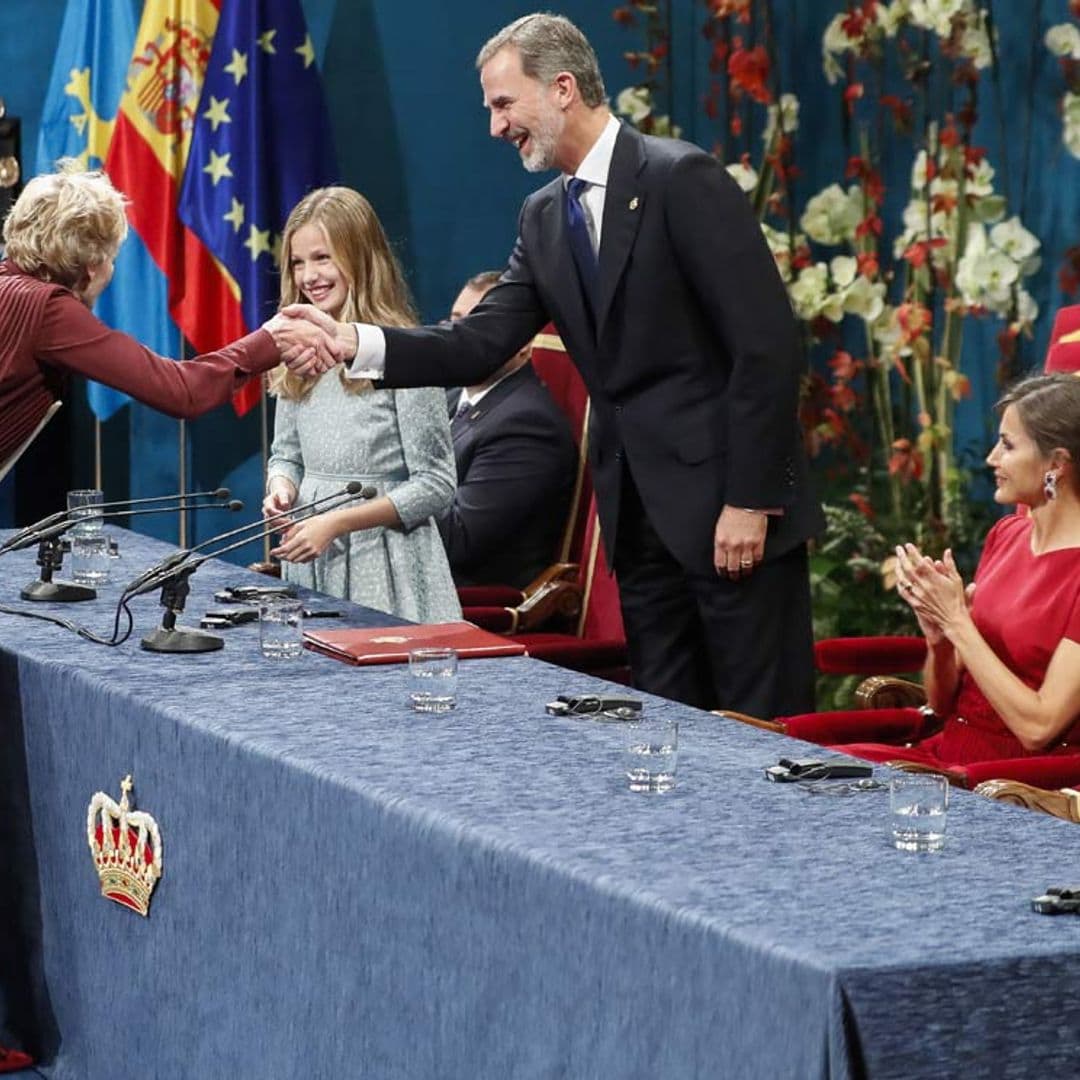 La Princesa de Asturias da un paso clave como heredera al debutar en los premios que llevan su nombre