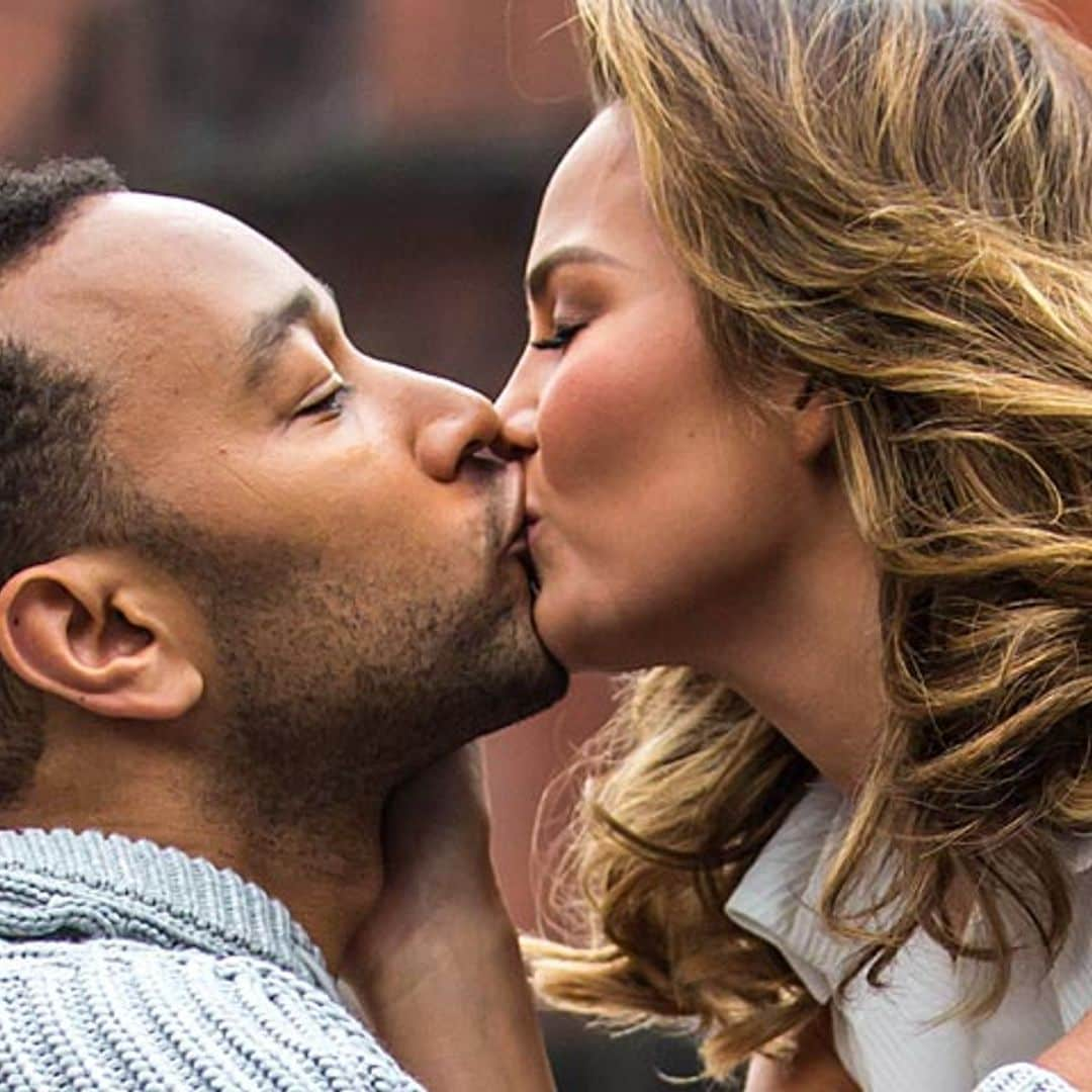 Chrissy Teigen y John Legend, padres de una niña: 'Welcome, baby!'