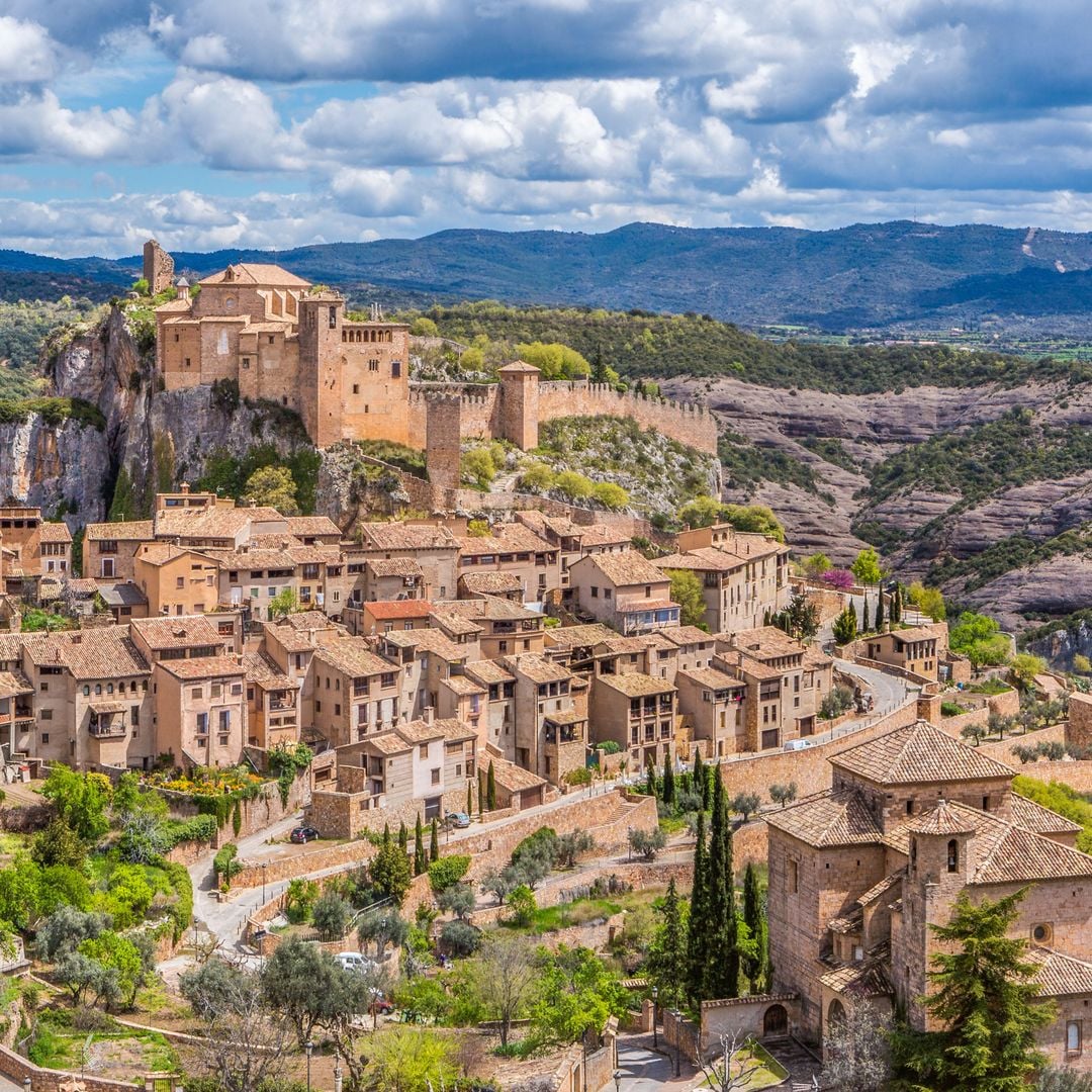 Alquézar, Huesca, con la iglesia de San Miguel y la colegiata de Santa María