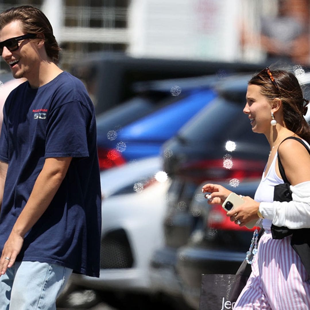 Millie Bobby Brown y Jake Bongiovi lucen sus alianzas por las calles de Nueva York