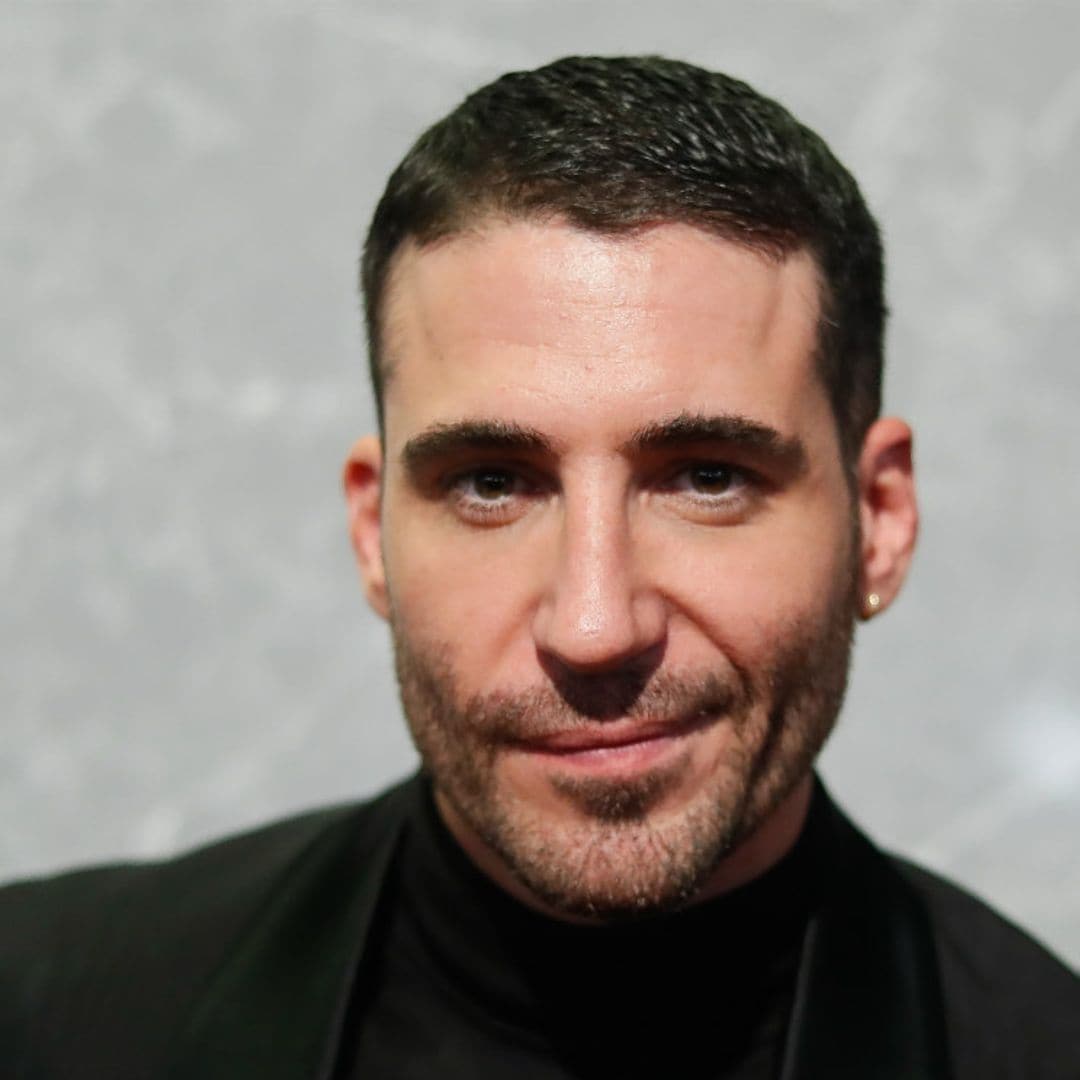 Miguel Ángel Silvestre interpretará a un sacerdote en la serie 'Los enviados'