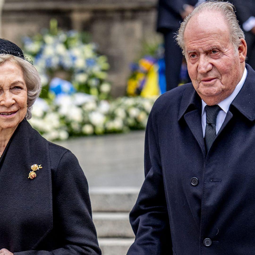 Don Juan Carlos y doña Sofía trasladan sus mejores deseos para Navidad