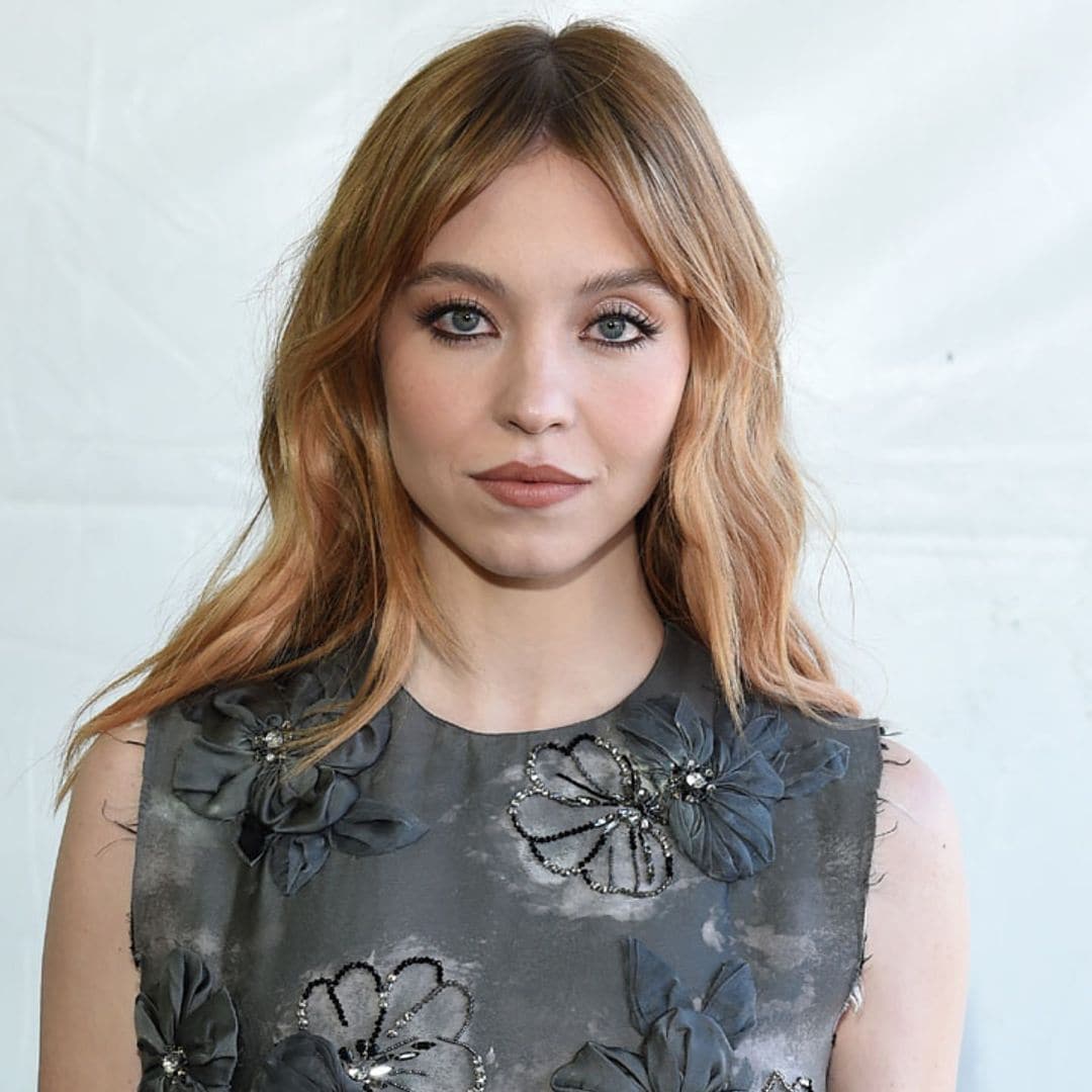 Sydney Sweeney cambia de look por el rubio que dulcifica las facciones