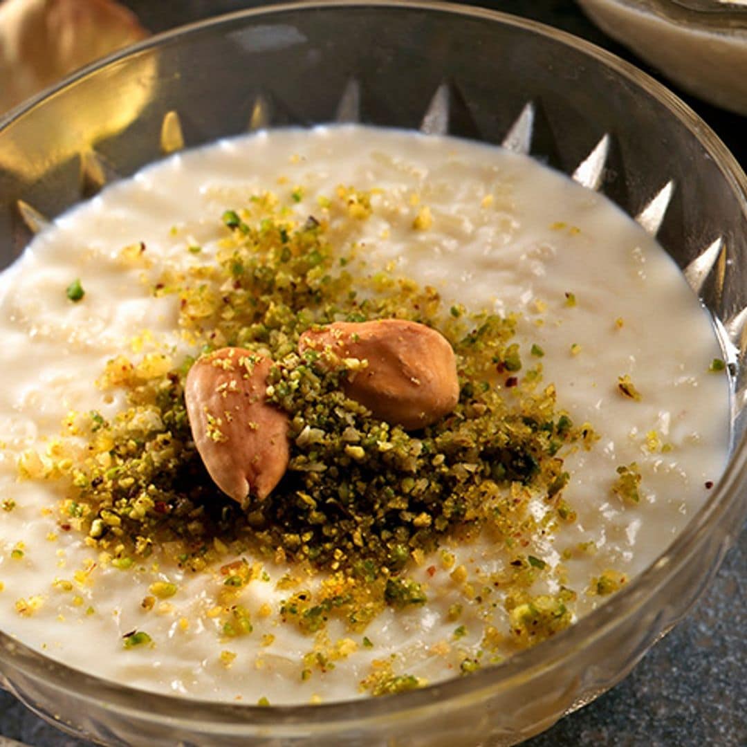 Arroz con leche con almendras y polvo de pistacho