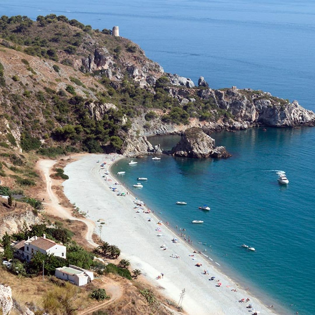 Almuñécar y La Herradura, dos paraísos para el verano en la Costa Tropical