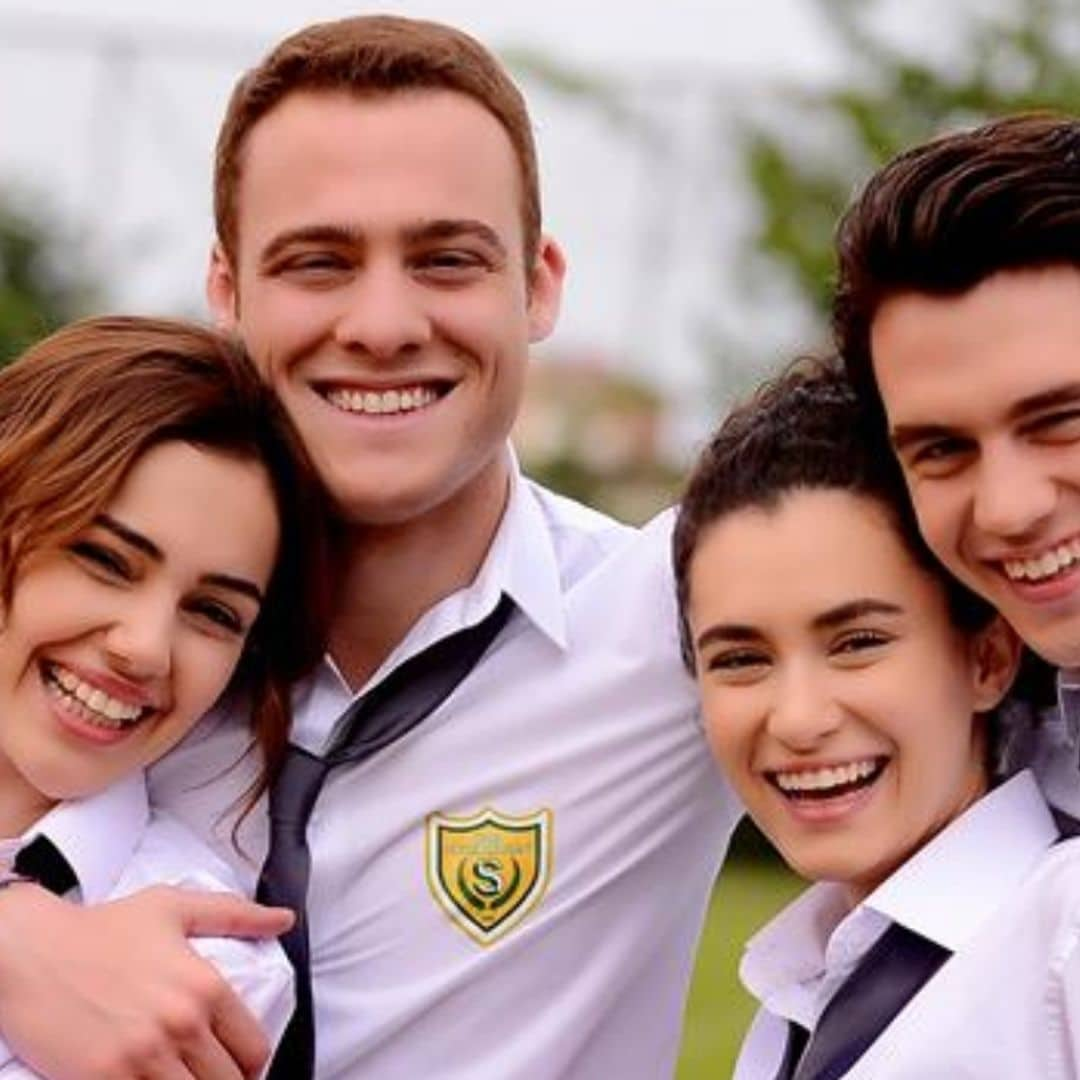 Descubre a un Kerem Bürsin de adolescente en la serie por la que estuvo a punto de dejar su carrera