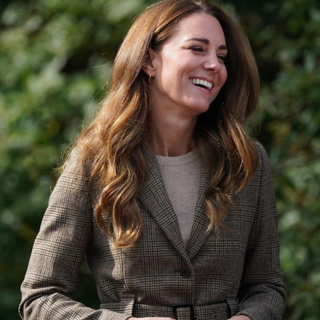 Kate protagoniza un cambio de look exprés y estrena chaqueta con truco