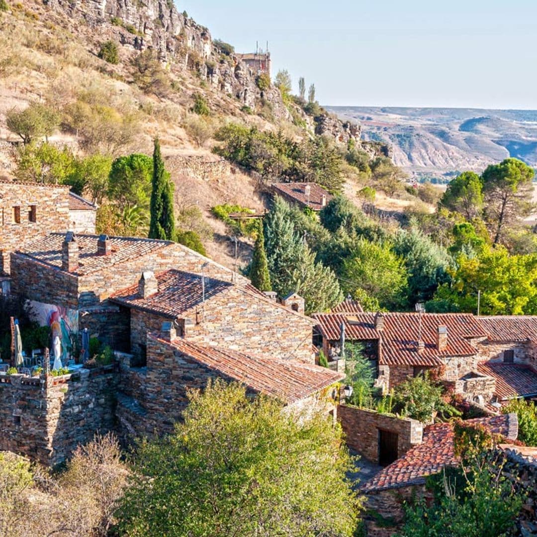 Patones, un atractivo pueblo de pizarra con mucho sabor 