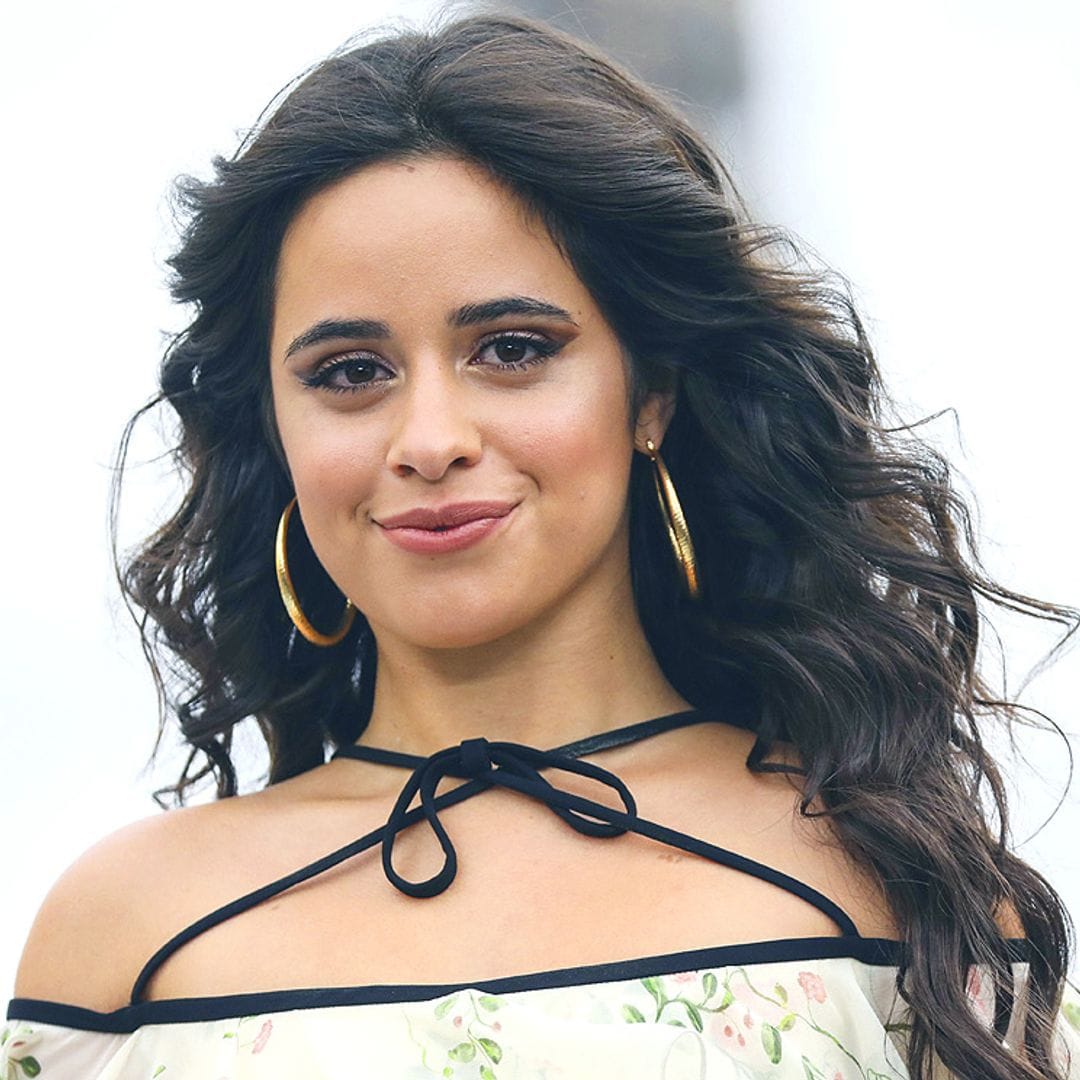 Camila Cabello da la bienvenida a su soltería con un radical cambio de look