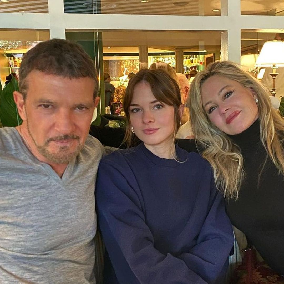 Antonio Banderas protagoniza un anuncio con su hija Stella y a Melanie Griffith ¡le encanta!