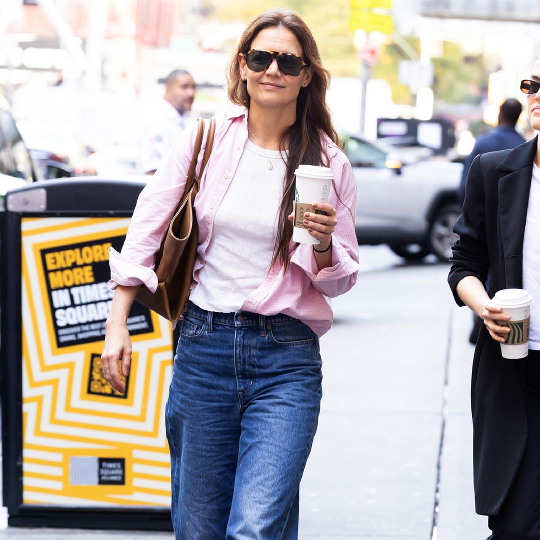 Katie Holmes es la reina de la tendencia de bolsos XL