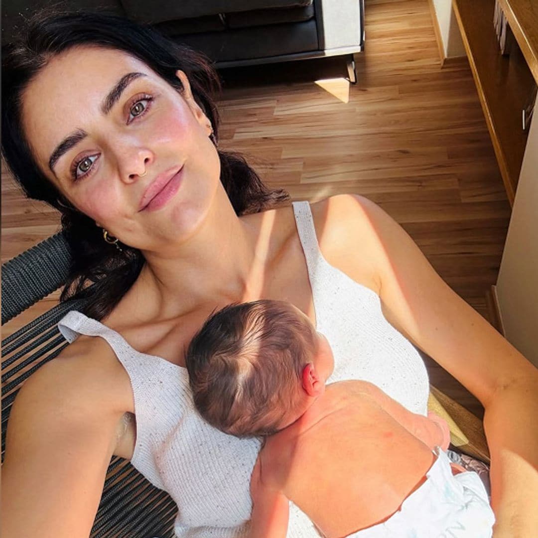 Aislinn Derbez da un vistazo de su nueva vida con dos bebés más en su familia