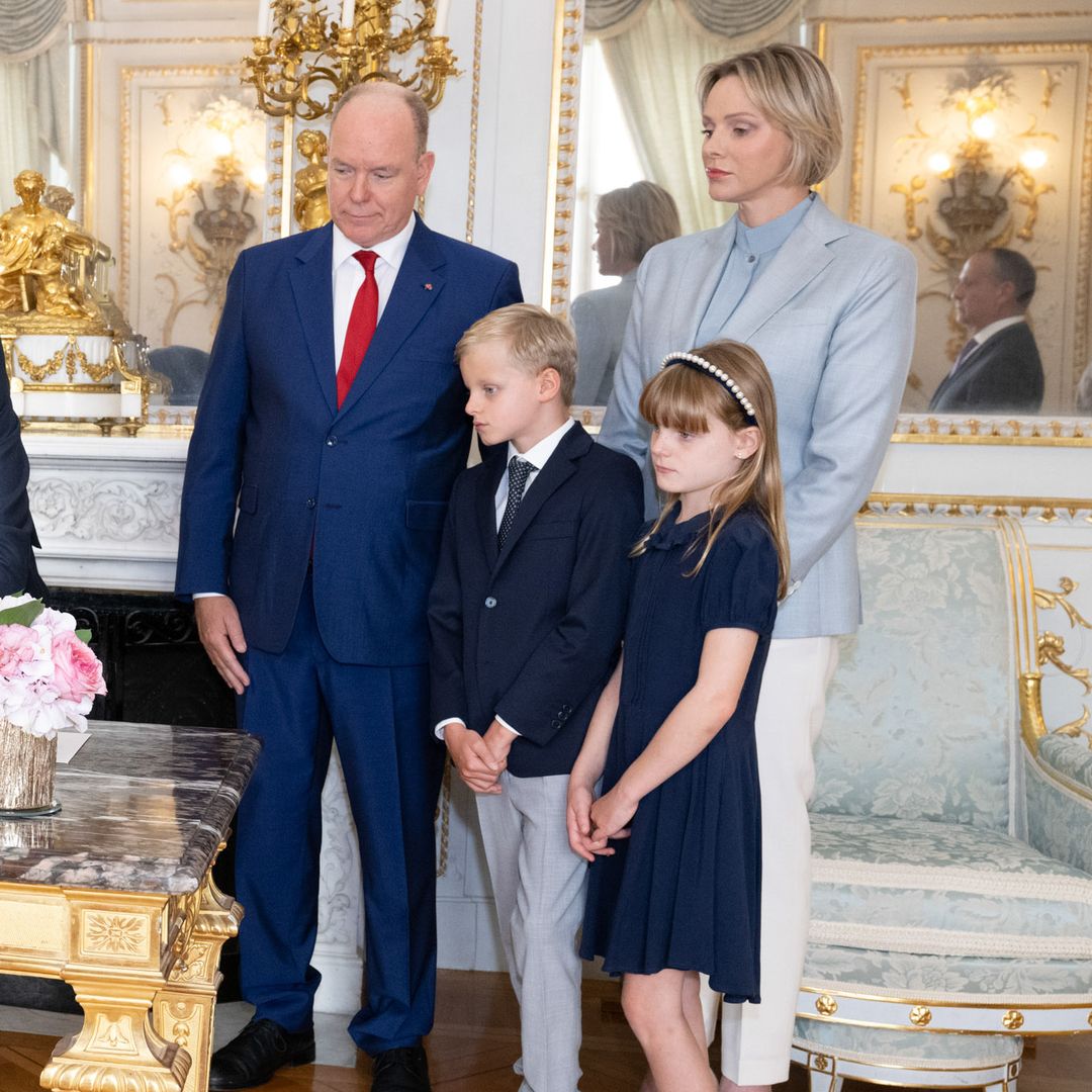 Jacques y Gabriella de Mónaco, en su primer acto institucional