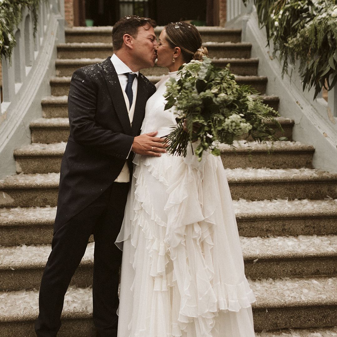 Un vestido de novia de inspiración andaluza para la boda de Natalia en Granada