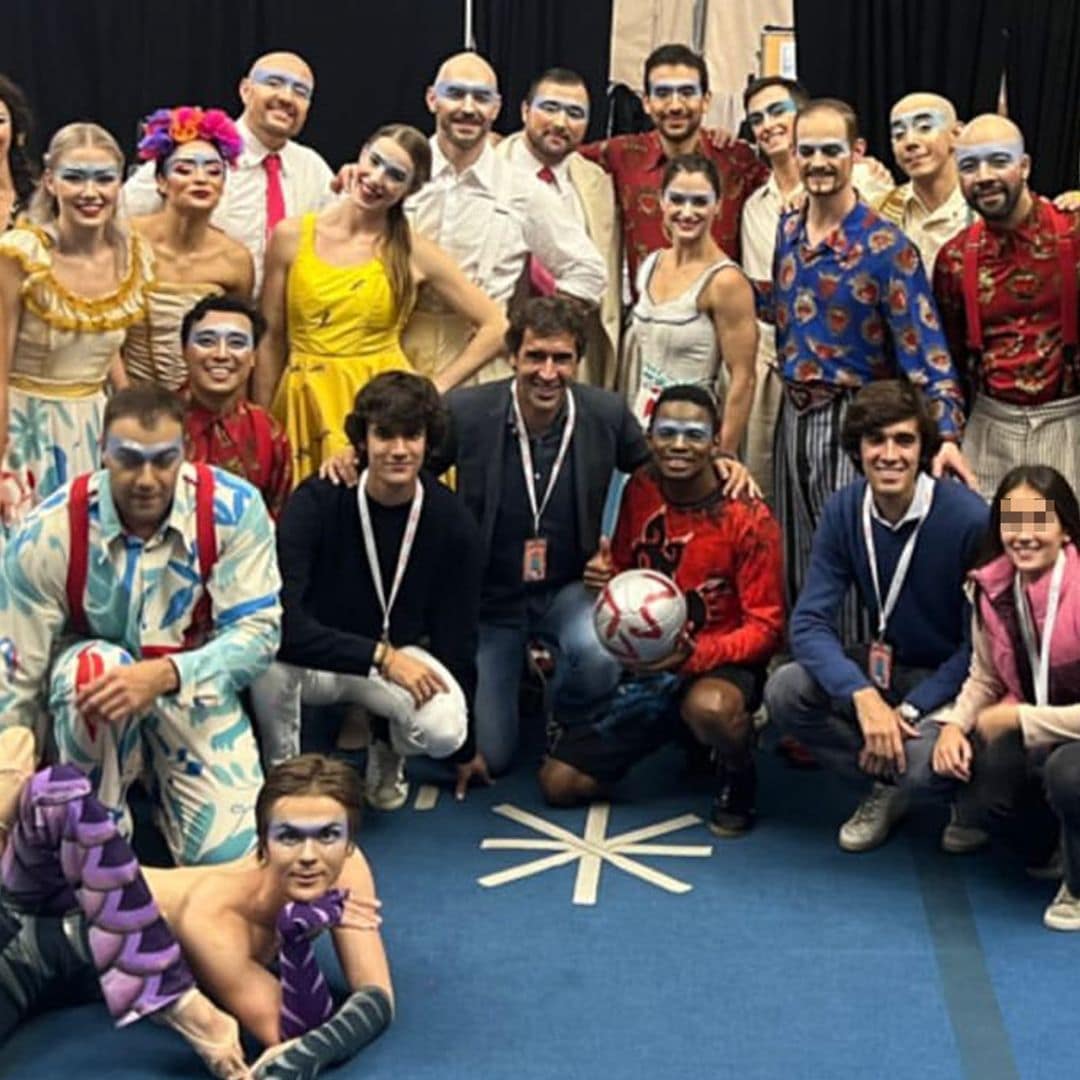 ¡Pasen y vean! Raúl González y Mamen Sanz disfrutan del circo con sus cinco hijos