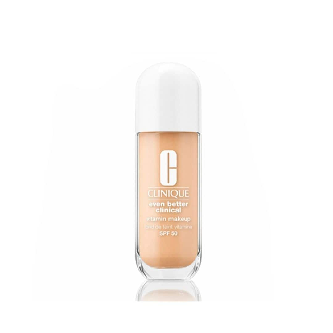 Even Better Clinical™ Vitamin Makeup SPF 50, de Clinique