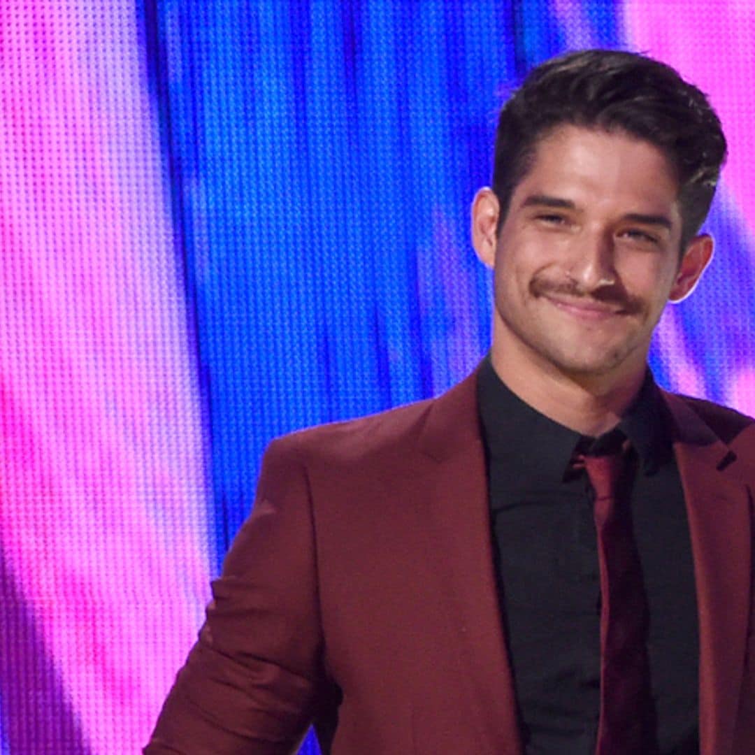 Los secretos mejor guardados de Tyler Posey para lucir un bigote perfecto