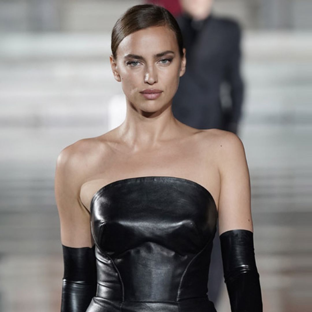 Una seductora Irina Shayk desfila por primera vez tras su ruptura