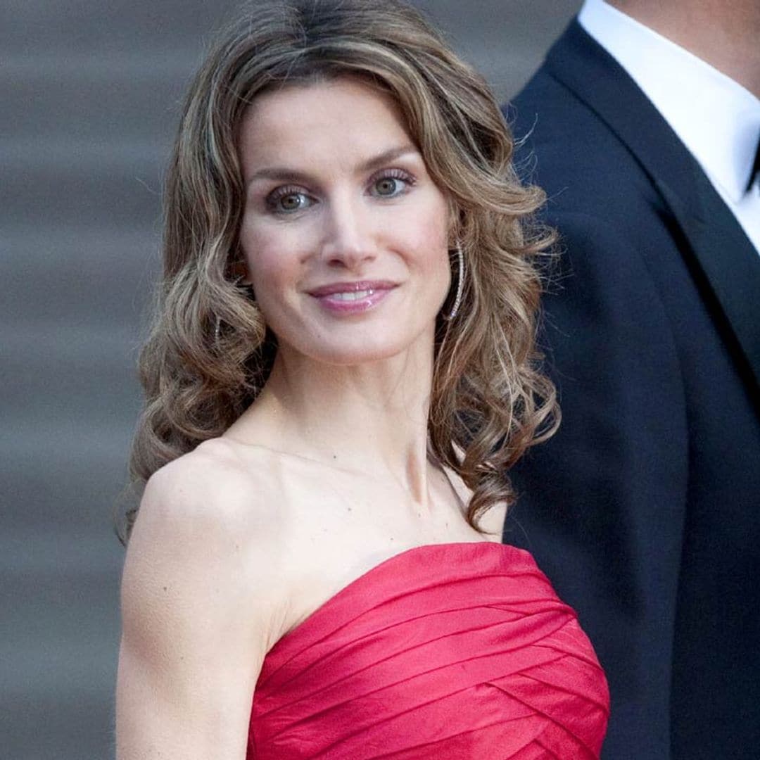 Doña Letizia conquistó Estocolmo hace 10 años con este vestidazo rojo