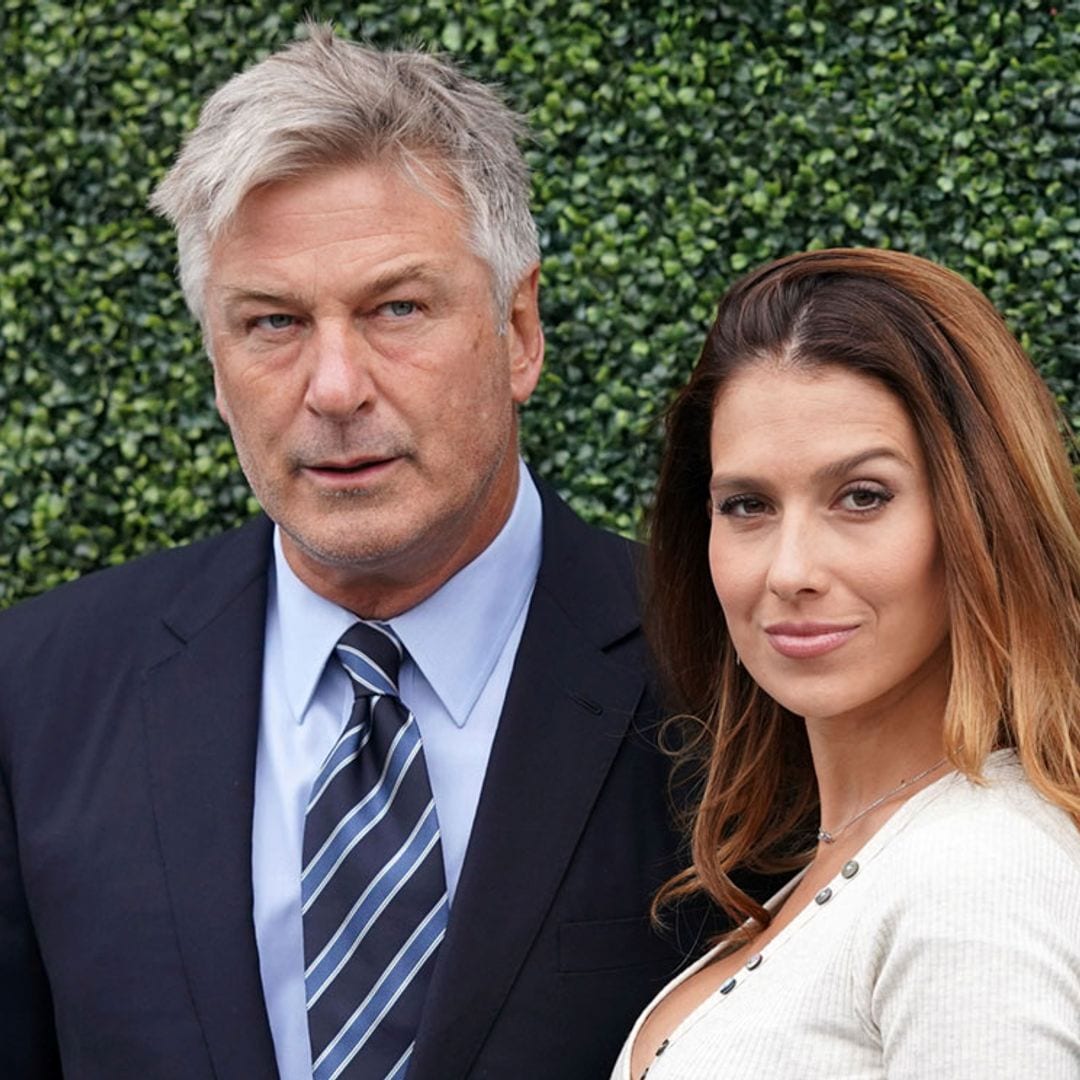 El susto de Alec e Hilaria Baldwin tras la 'aterradora' reacción alérgica de su hijo de ocho meses