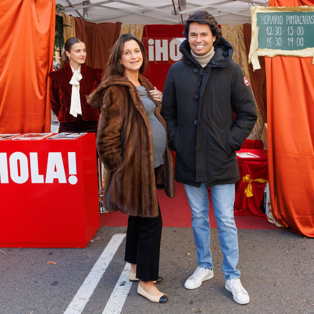 De Álvaro Castillejo con Cristina Fernández a María José Cantundo asistan al stand de ¡HOLA! de la IV edición del 'Xmas Market'