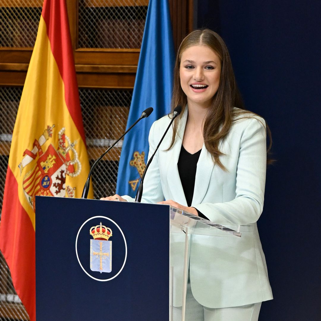 Leonor: 'Nuestra bisabuela nos contaba a Sofía y a mí cómo era la Asturias en la que formó su familia'