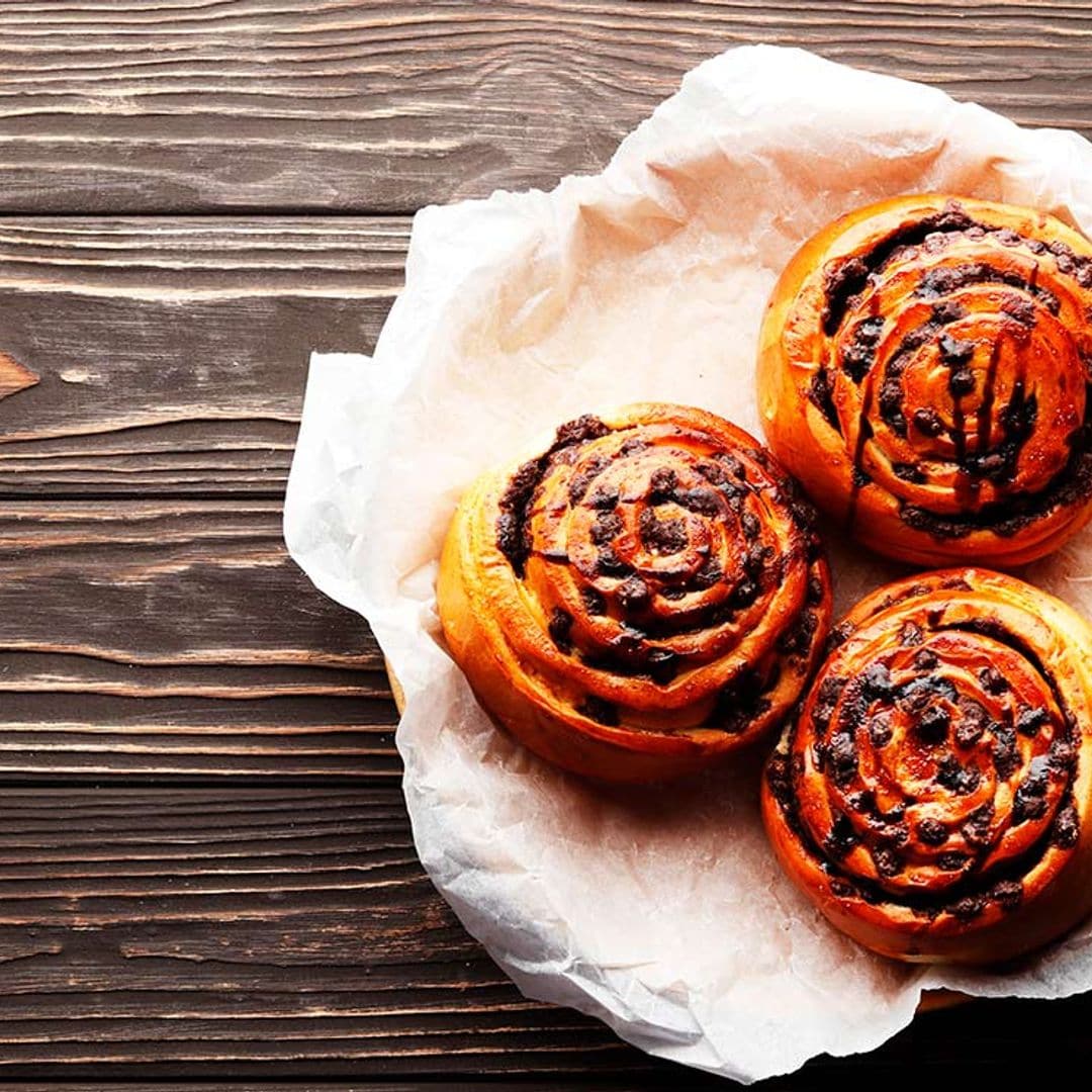 'Cinnamon rolls' con chips de chocolate