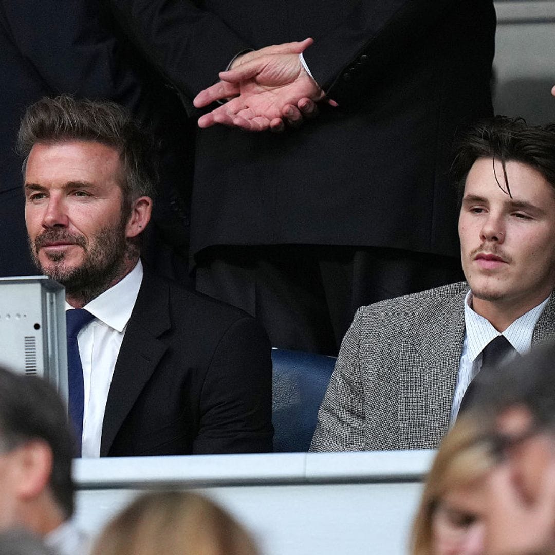 David Beckham, con su hijo Cruz, anima al Real Madrid en el Bernabeu junto a otras estrellas merengues