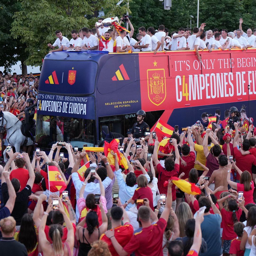 Los mejores momentos de la celebración de la Eurocopa por las calles de Madrid