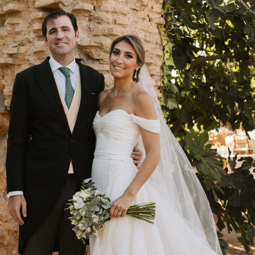 Un vestido de novia transformable y con cola de tres metros para Alejandra y su boda en Toledo