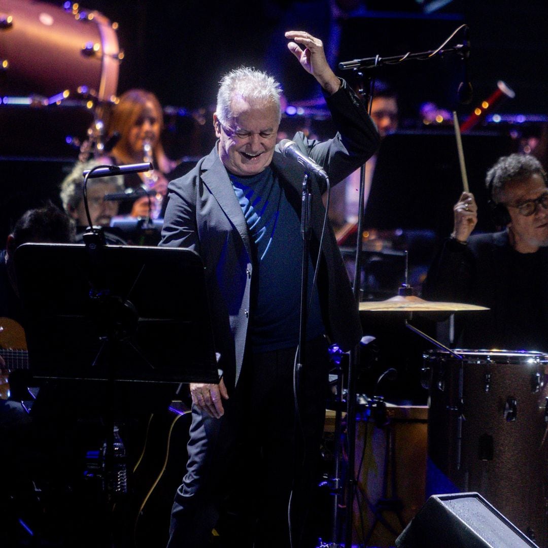 El espectacular debut de Víctor Manuel en el Teatro Real con su hijo de músico y Ana Belén entre el público