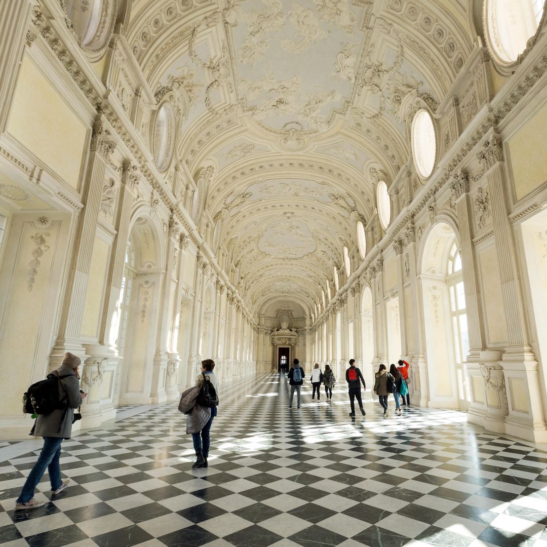 La Gran Galería del Palacio Real de Turín, Italia