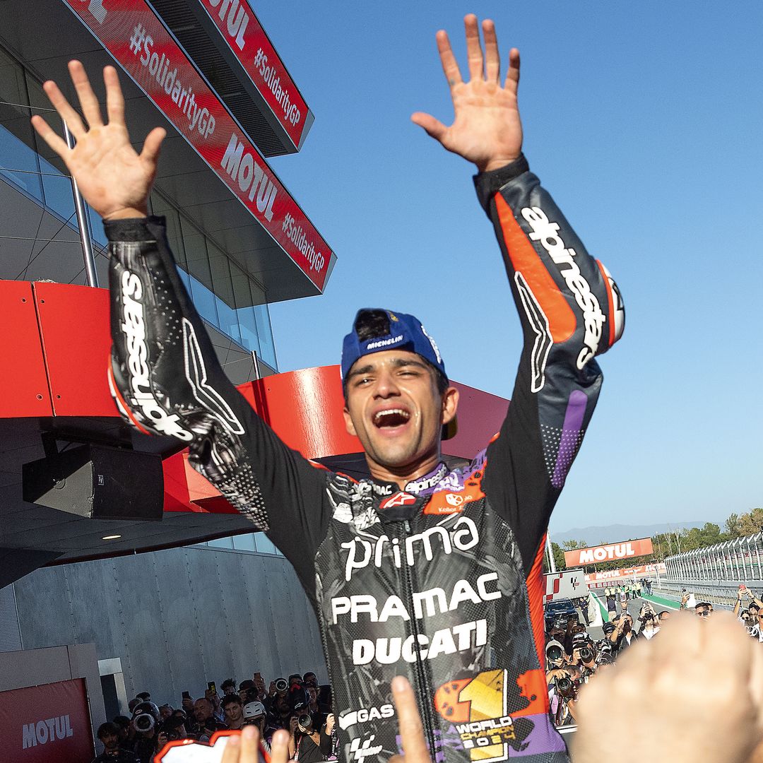 Jorge Martín celebrando su victoria en MotoGP