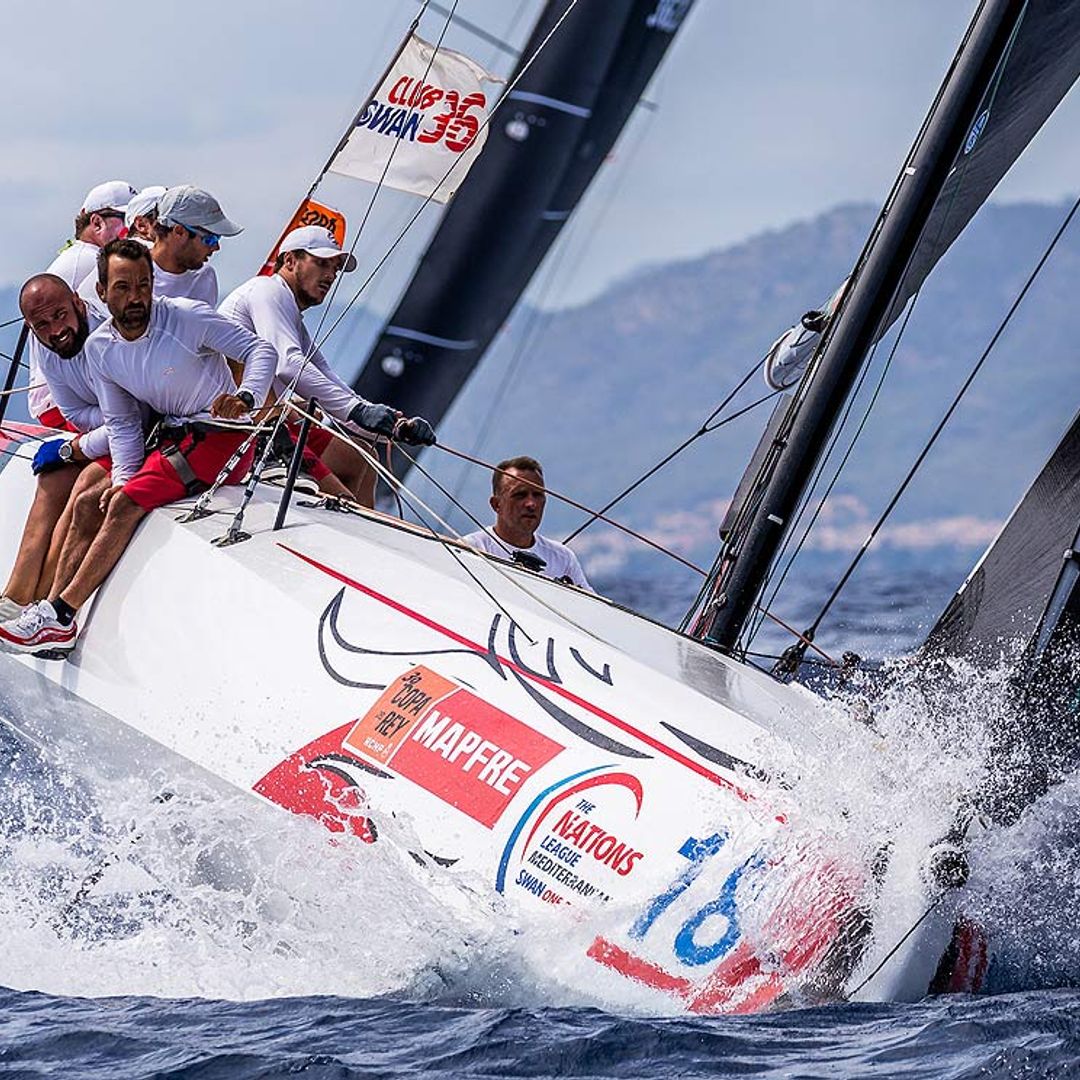 Buen resultado para el 'Aifos 500' de don Felipe en la primera jornada de la Copa del Rey MAPFRE de Vela