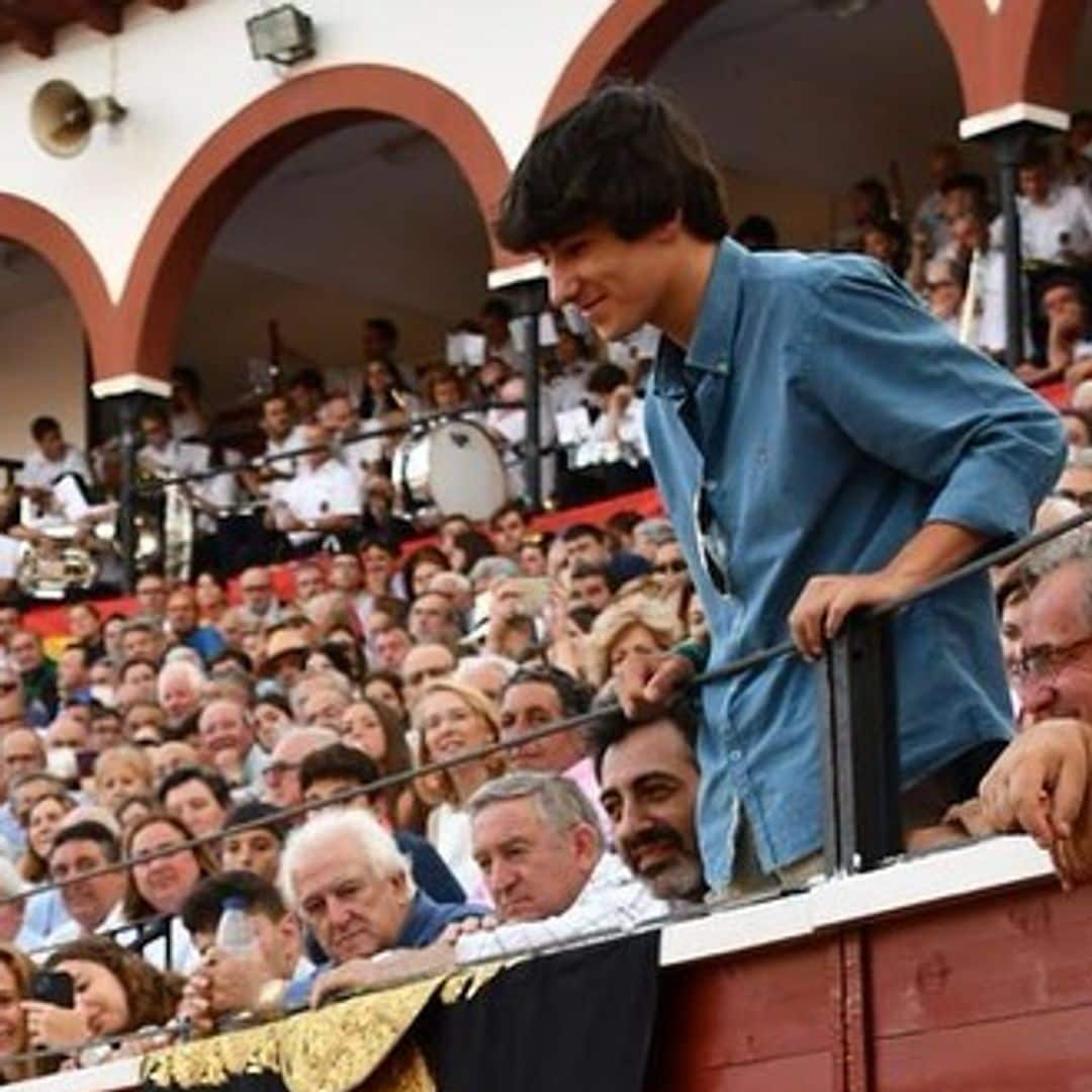 Pau del Val, el hijo mediano de Nuria Roca, un amante de los toros como su padre y su hermano Juan