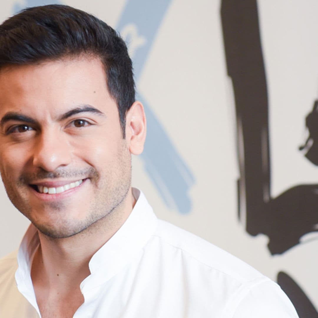 En HOLA! USA, Carlos Rivera: coqueto, casual y ¡enamorado!