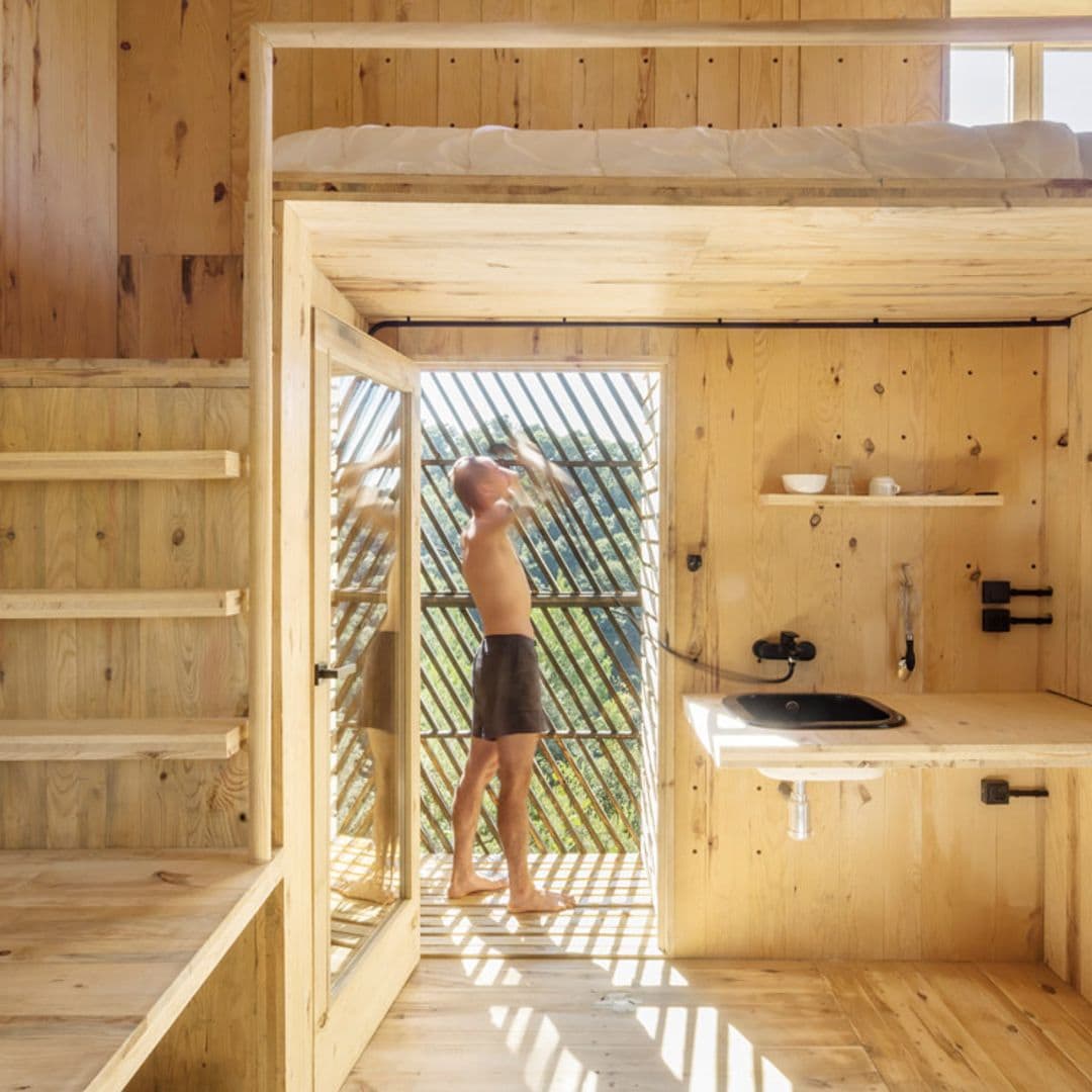 ¿Quieres ver una cabaña de madera km 0 ideada para un mundo sostenible?