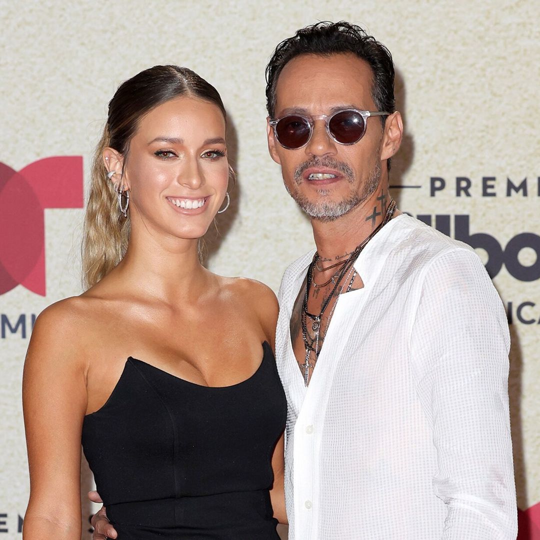 Marc Anthony presume a su nueva novia en los Latin Billboard 2021