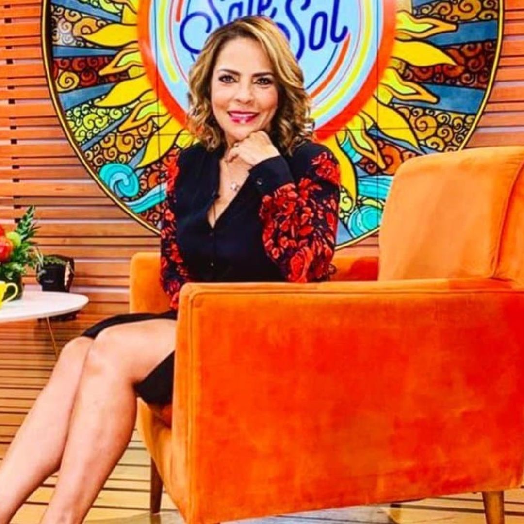 Ana María Alvarado rompe en llanto al confirmar su salida del programa de Maxine Woodside: ‘Es un día difícil’