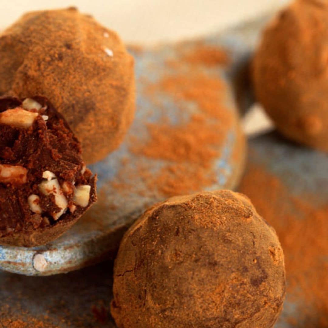 Trufas de chocolate, naranja y almendra