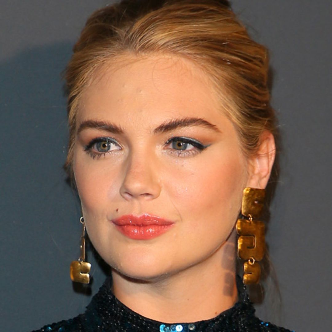 Kate Upton apuesta por las lentejuelas para lucir sus primeras curvas premamá