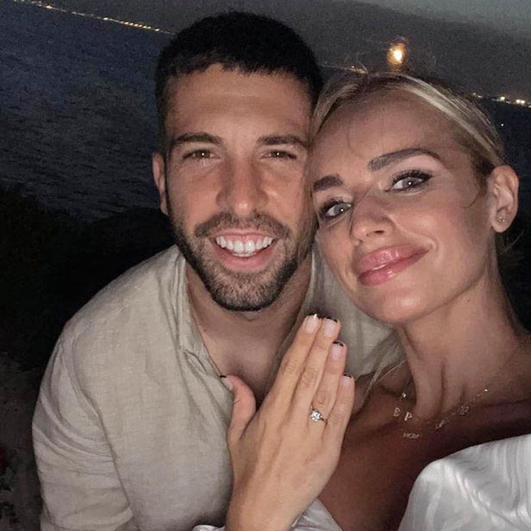 '¡Ha dicho que sí!': Romarey Ventura muestra el espectacular anillo de su compromiso con Jordi Alba