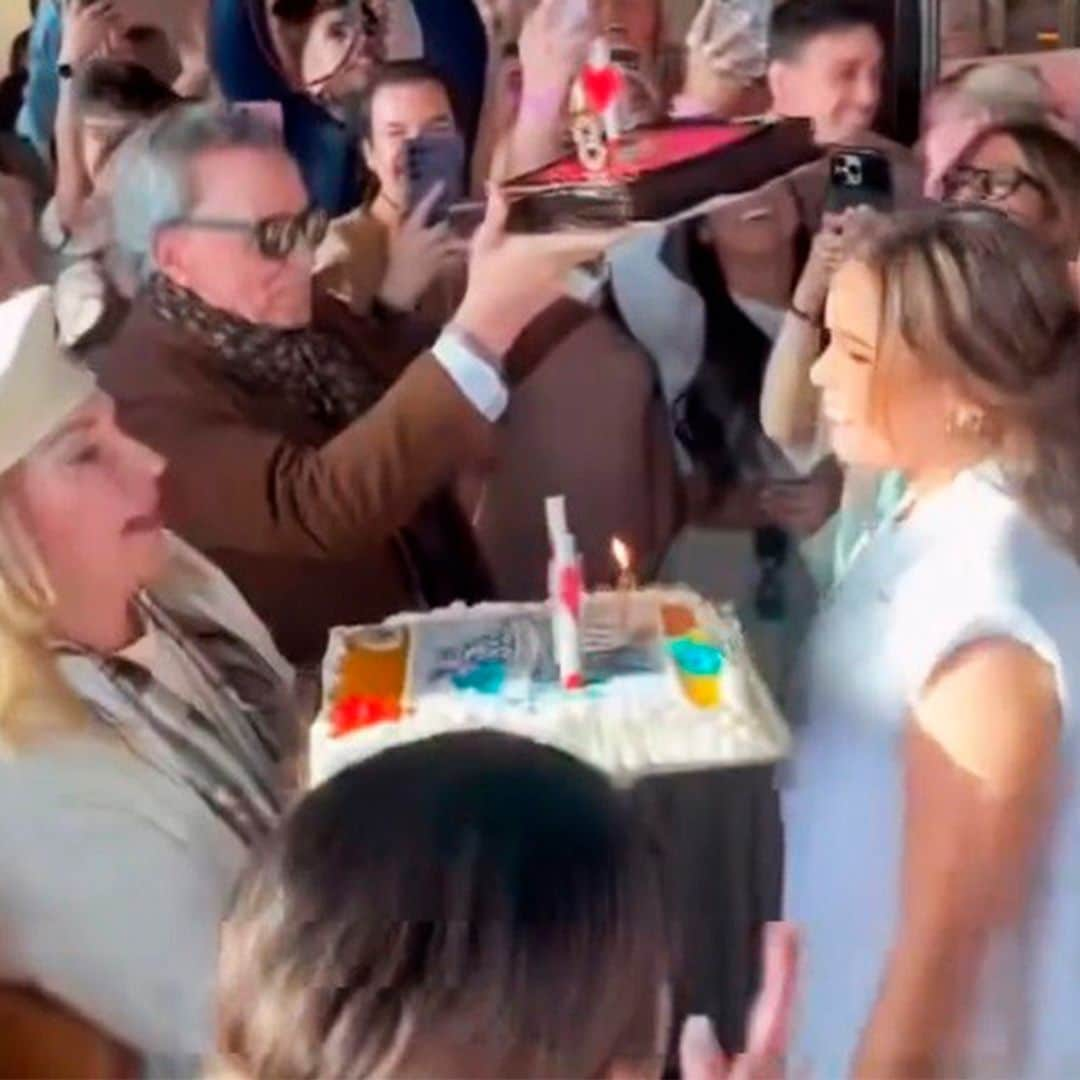 La divertida fiesta de cumpleaños de Gloria Camila bailando y cantando con Rocío Flores y su prima Rosario Mohedano