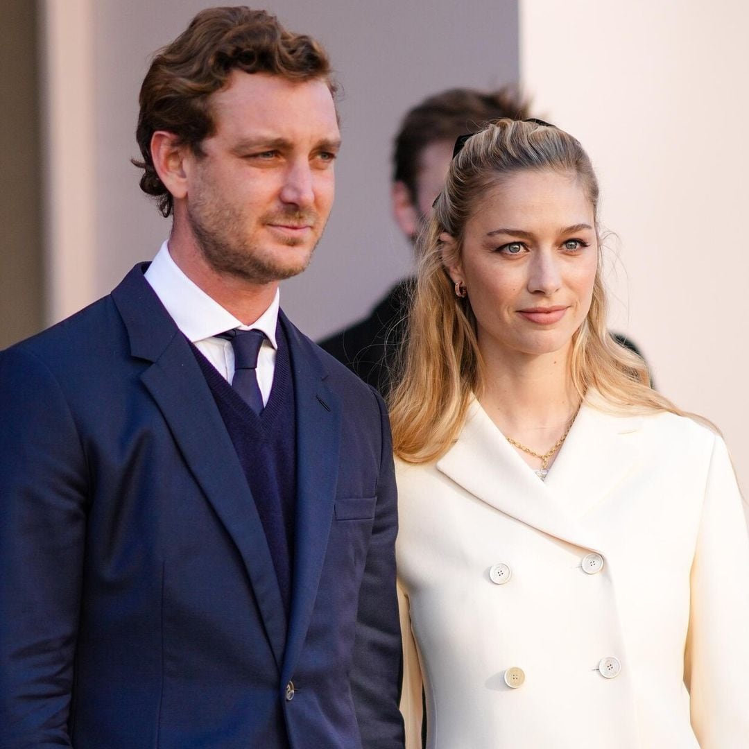 Pierre Casiraghi y Beatrice Borromeo inauguran el año con mucho amor en los Alpes